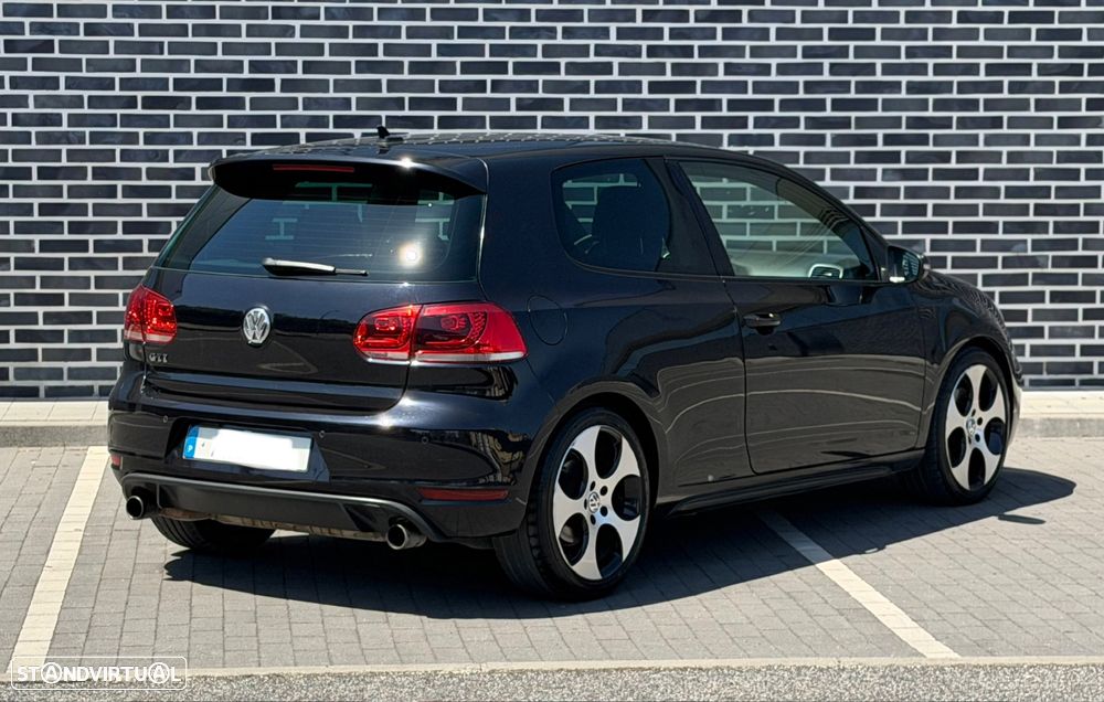 VW Golf 2.0 GTI DSG - 7