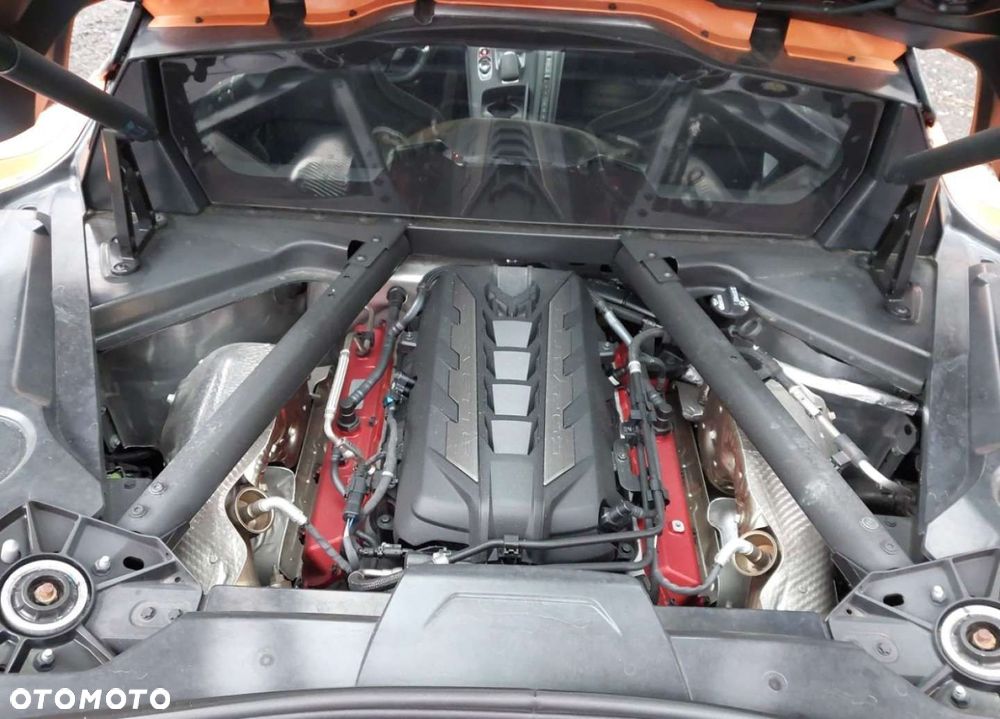 Chevrolet Corvette - 11