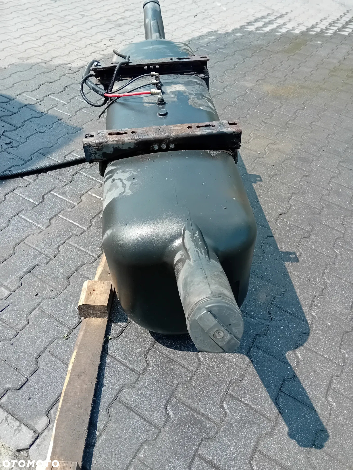 Zbiornik paliwa Kogel Krone Schmitz - 3