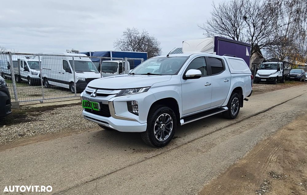 Mitsubishi L200 Double Cab 2.2 DI-D A/T Intense - 1