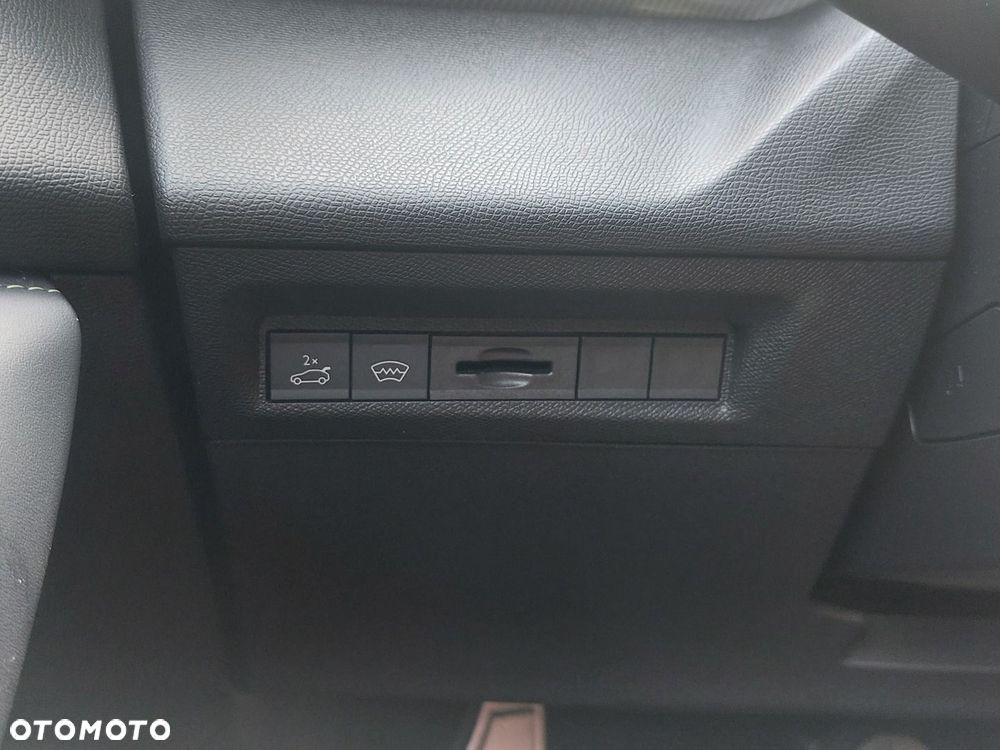 Peugeot 408 1.2 PureTech GT S&S EAT8 - 27