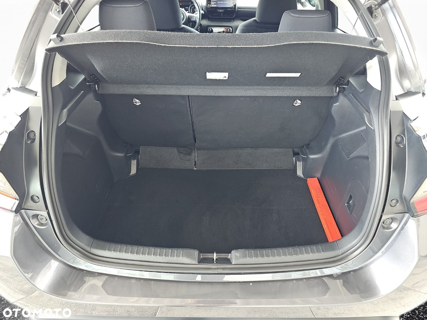 Toyota Yaris - 7