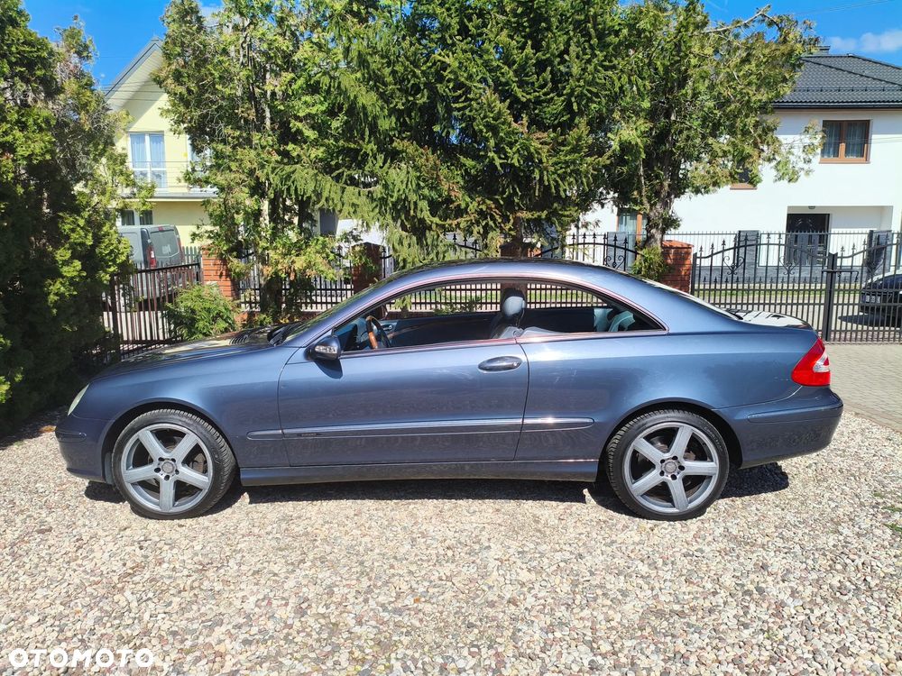 Mercedes-Benz CLK - 2