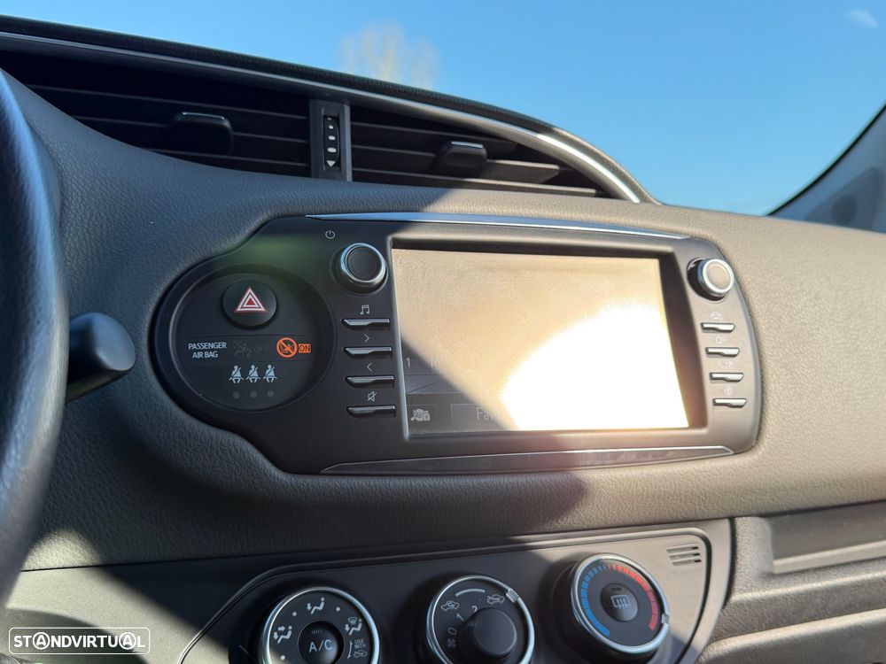 Toyota Yaris 1.0 VVT-i Comfort Plus - 40