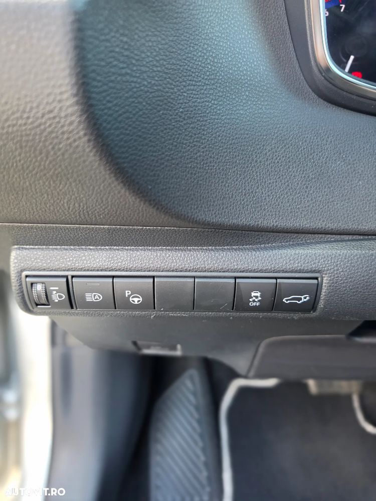 Toyota Corolla - 19