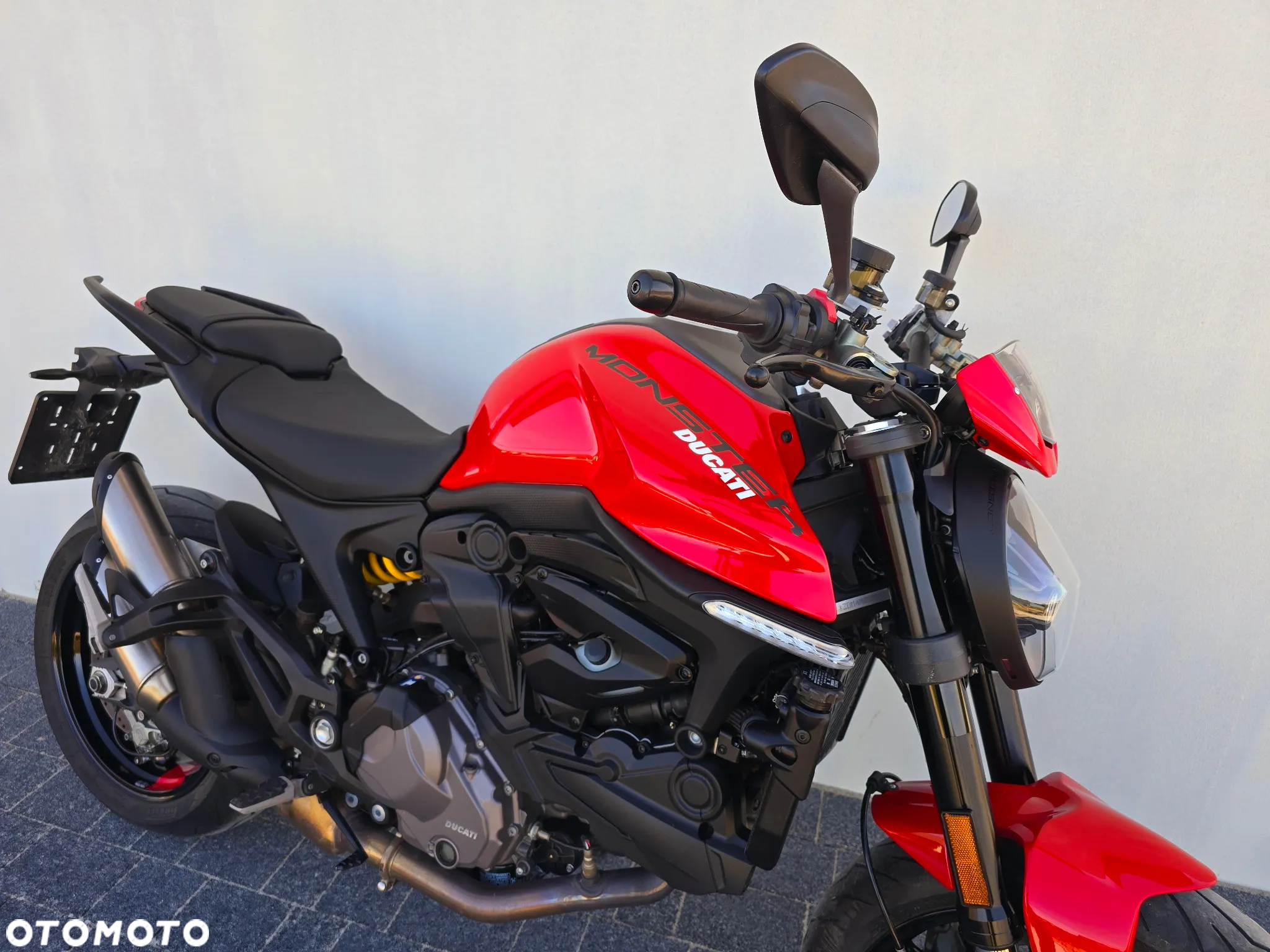 Ducati Monster - 2