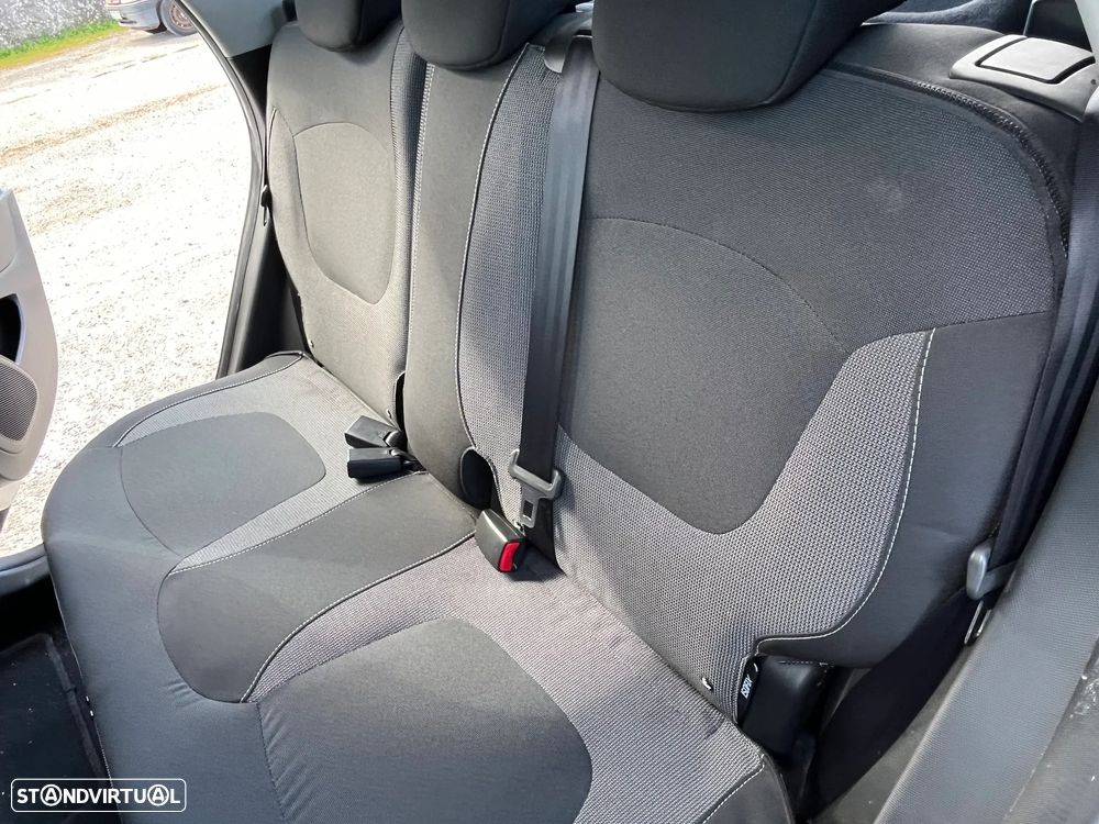 Renault Captur 0.9 TCE - 29