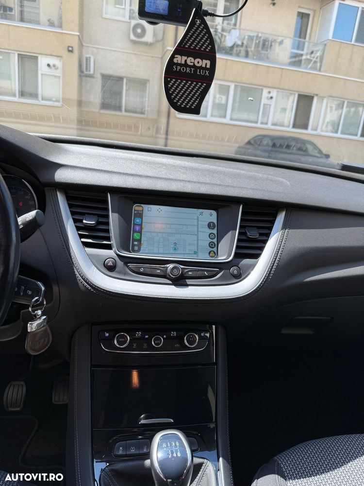 Opel Grandland X 1.2 Turbo START/STOP Enjoy - 4
