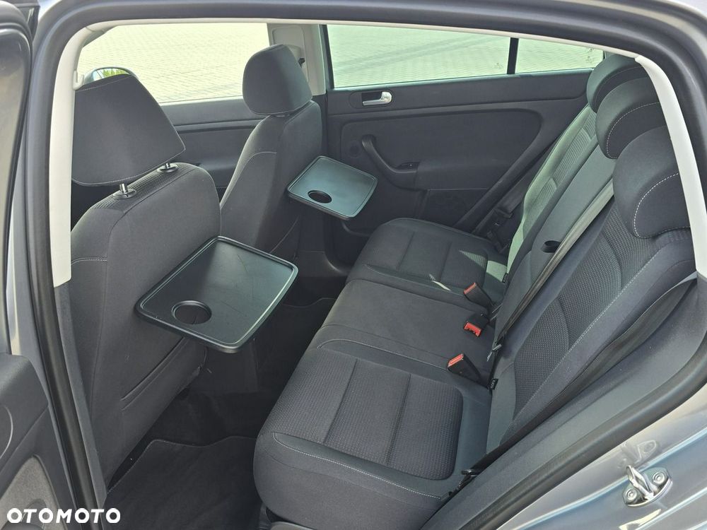 Volkswagen Golf Plus - 18