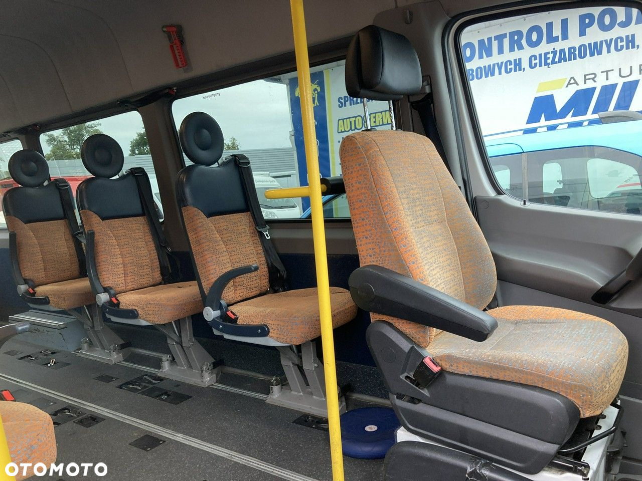 Mercedes-Benz Sprinter - 24