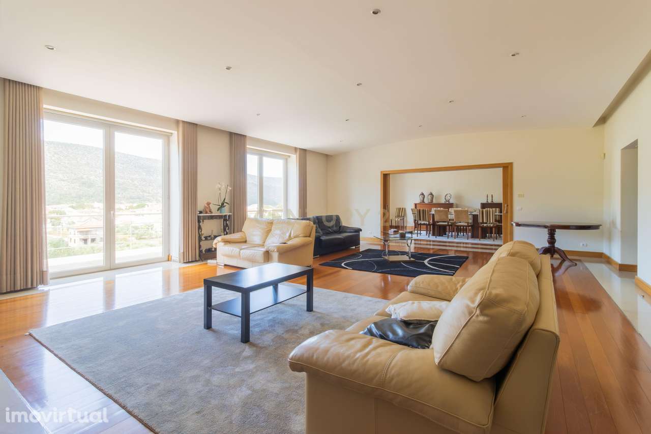 MoradiaT3+1 na Rua da Associação dos Bombeiros Voluntários nº 282, Min - Grande imagem: 3/41