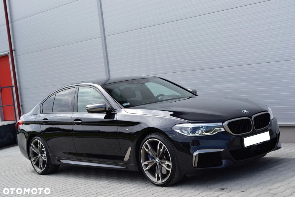 BMW Seria 5 M550i xDrive sport - 1