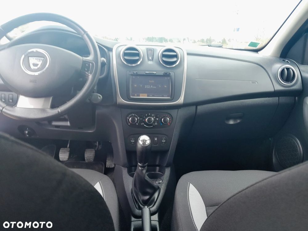 Dacia Sandero Stepway 1.5 dCi - 25