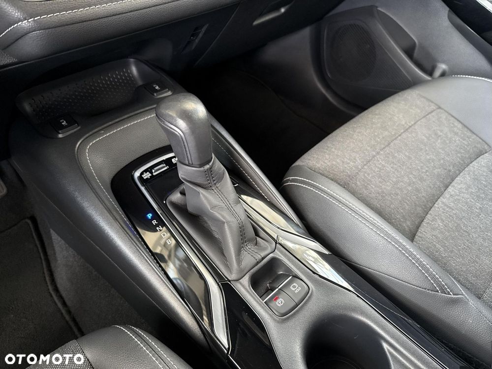 Toyota Corolla 1.8 Hybrid Comfort - 26