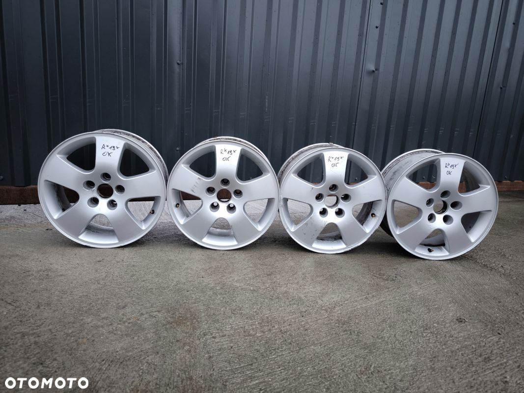 FELGI FELGA KOMPLET VW SKODA AUDI A4 A6 ITP 7.0J R16 ET45 4B0601025F R*19* - 1