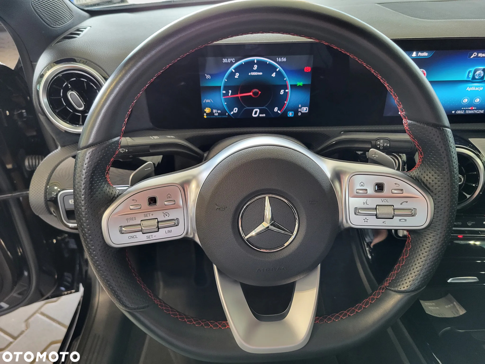 Mercedes-Benz Klasa A 180 d AMG Line 8G-DCT - 14
