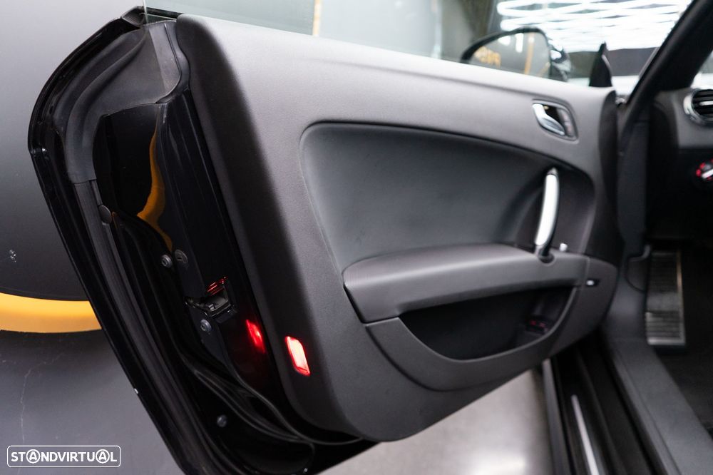 Audi TT Coupé 2.0 TFSI quattro S-line S tronic - 29