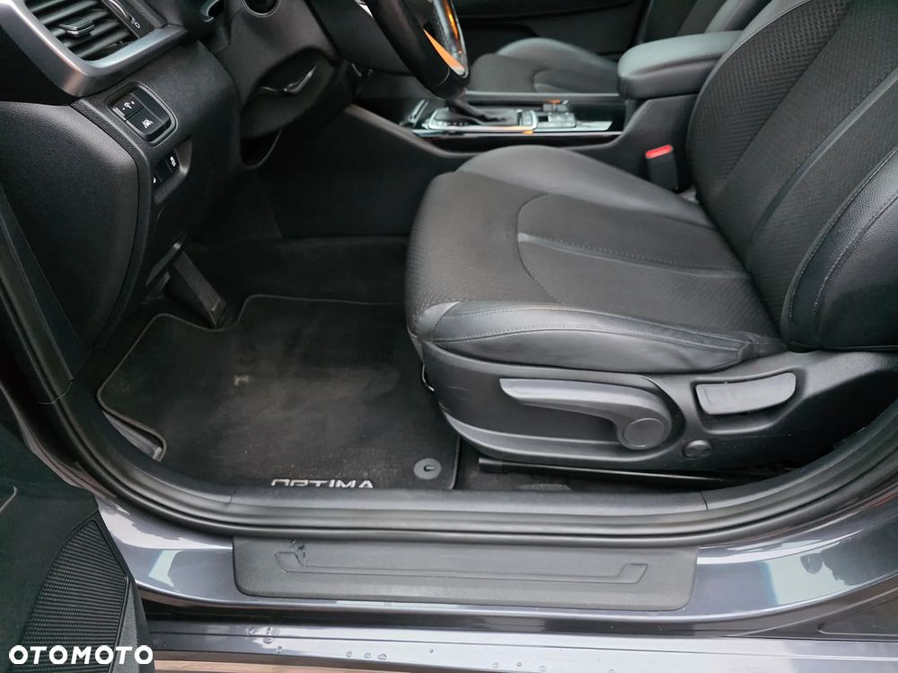 Kia Optima 1.6 CRDI SCR L DCT - 16