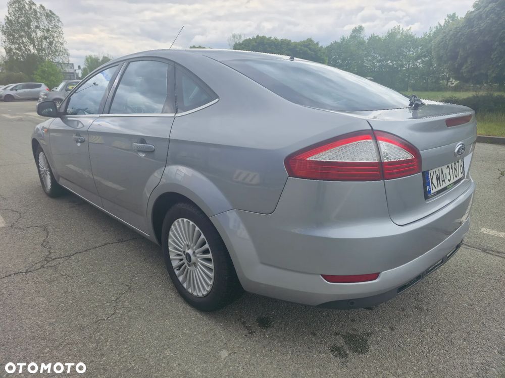 Ford Mondeo - 9