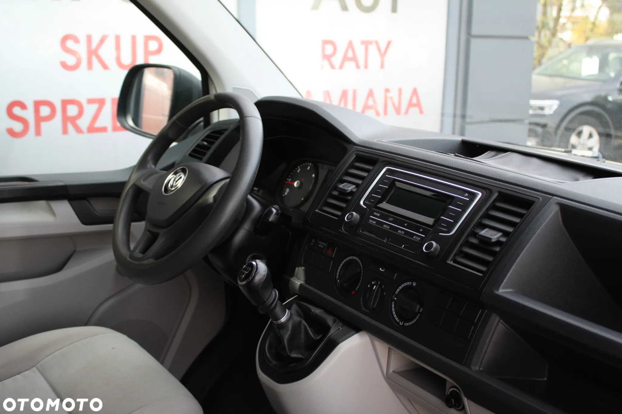 Volkswagen Transporter - 21