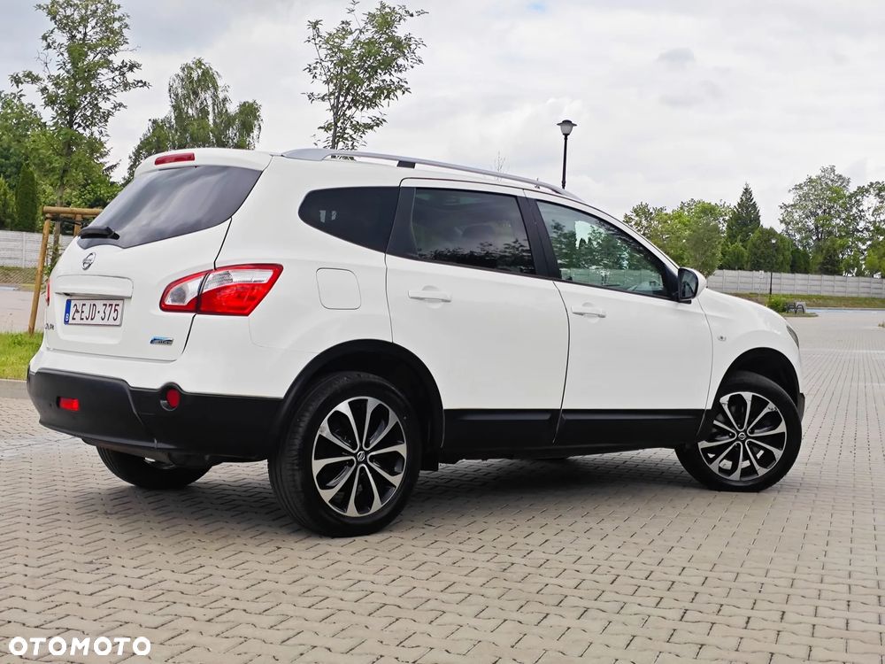 Nissan Qashqai+2 - 11