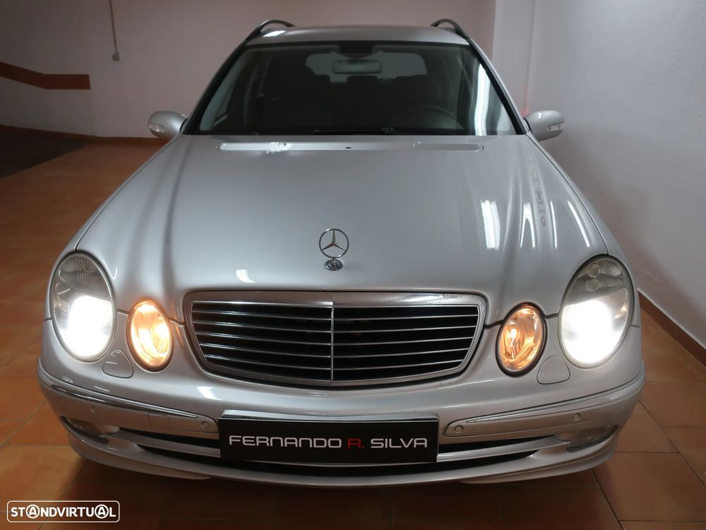 Mercedes-Benz E 220 CDI Auto Avantgarde - 3