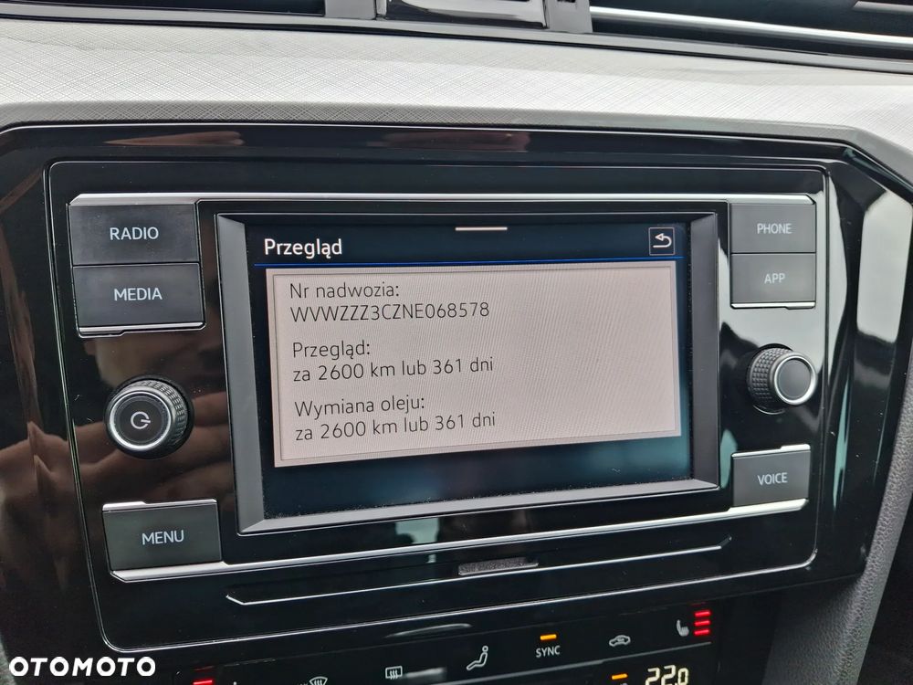Volkswagen Passat 1.5 TSI EVO Business - 25