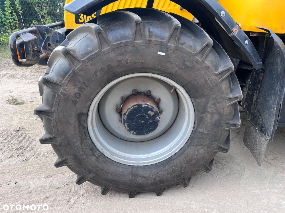 JCB FASTRAC 3185 - 7