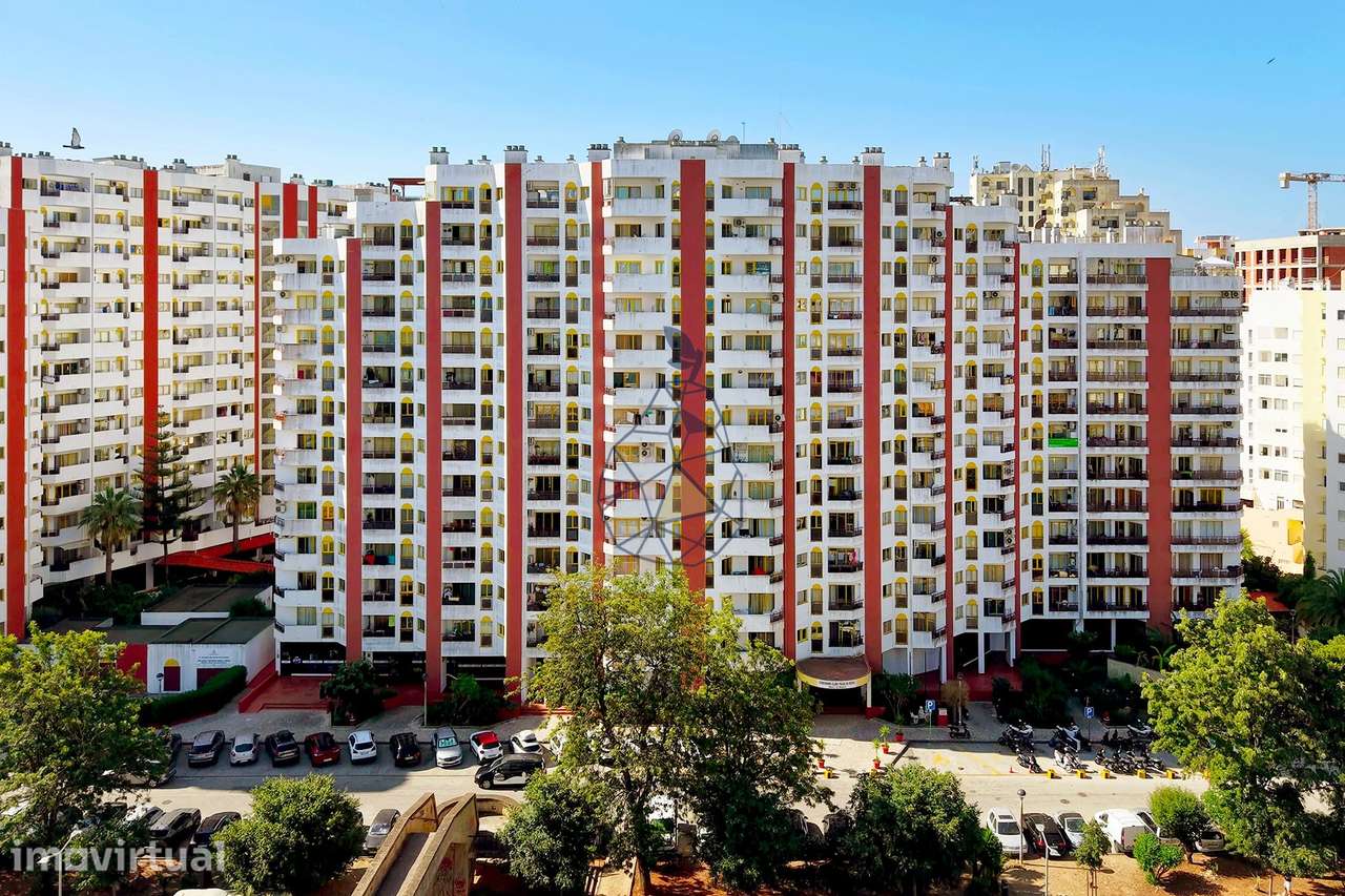 T1 Praia da Rocha a 300m da Praia | Licença AL | Piscinas, Squash na P - Grande imagem: 2/41