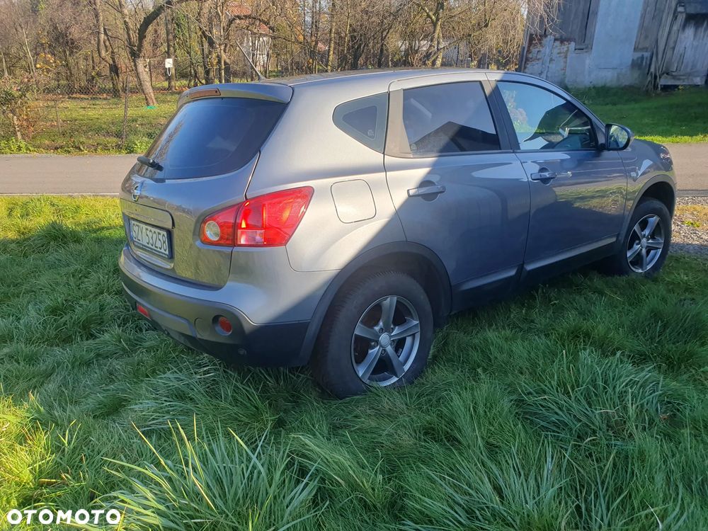 Nissan Qashqai 2.0 4x4 Tekna - 3