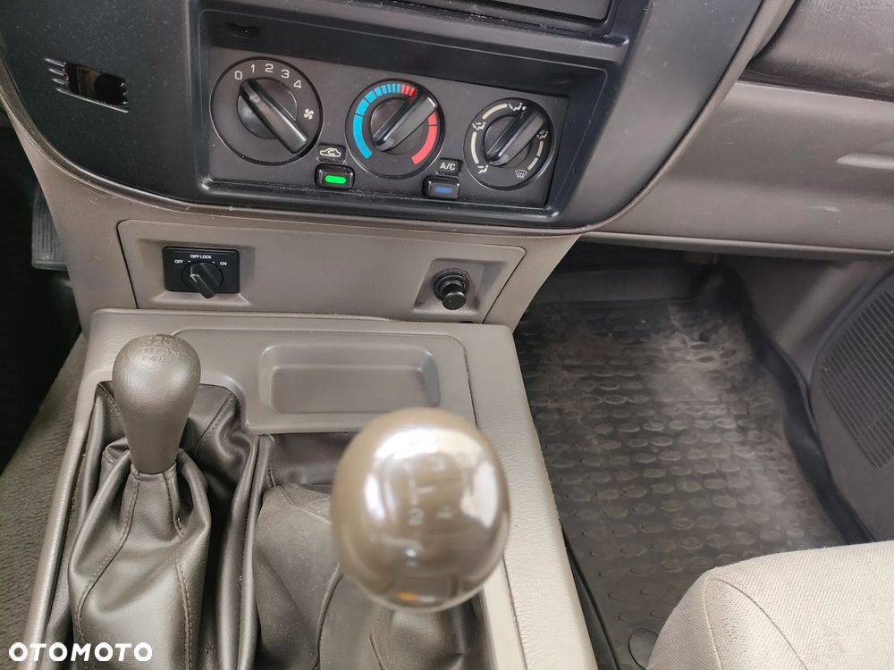 Nissan Patrol 2.8 TDI - 19