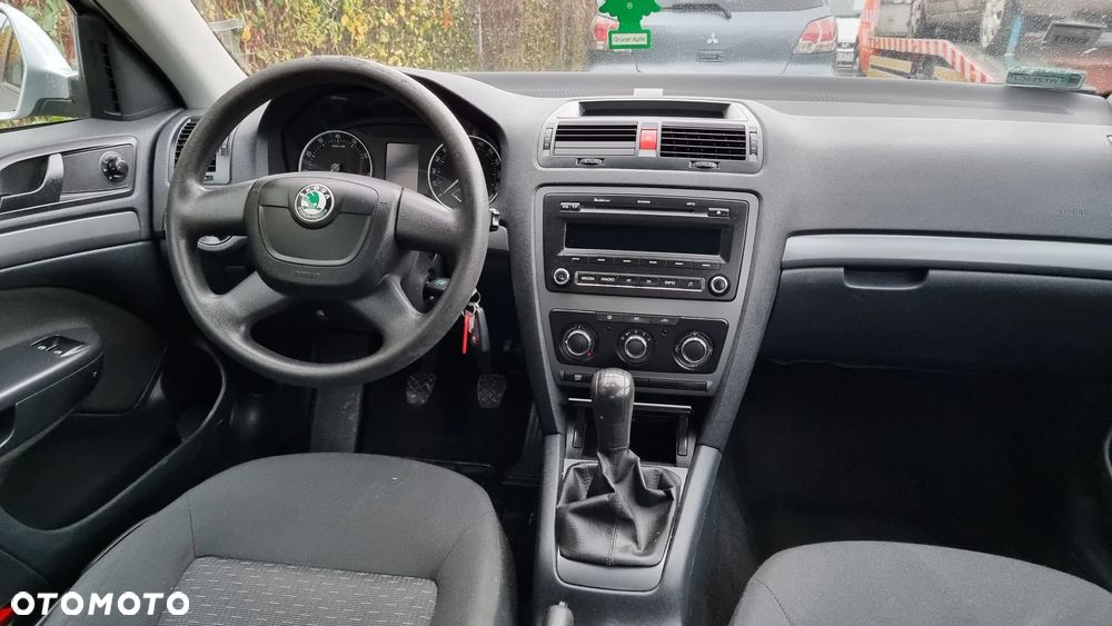 Skoda Octavia 1.6 Active - 4