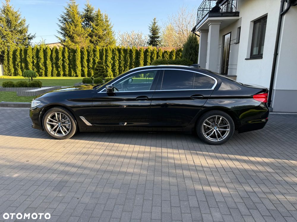 BMW Seria 5 530d xDrive Sport-Aut Luxury Line - 10