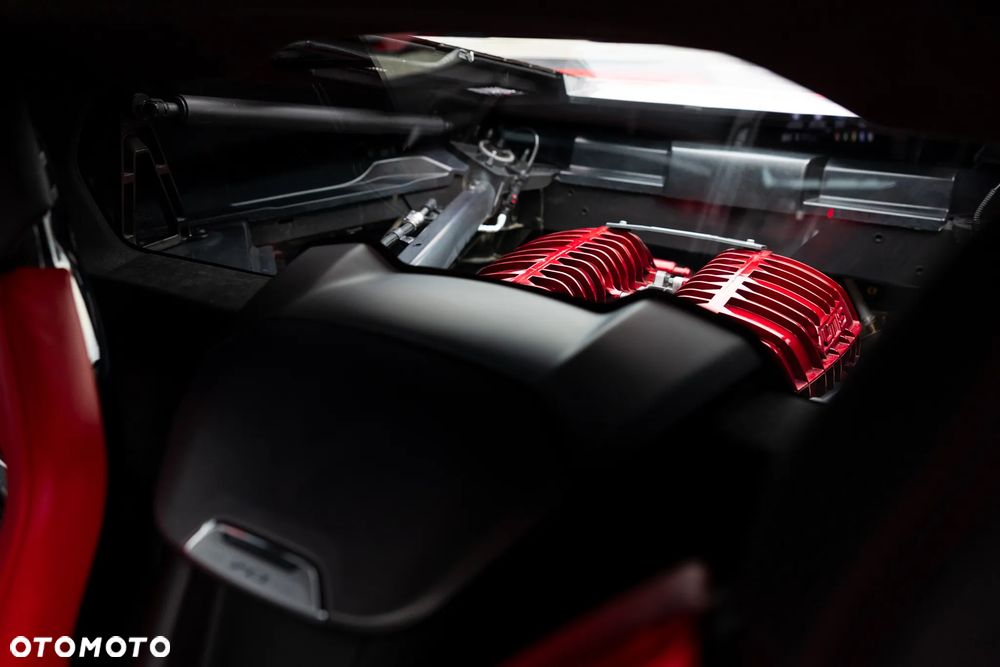 Chevrolet Corvette - 25