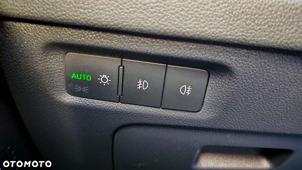 Skoda Octavia 2.0 TSI RS 245 DSG - 38