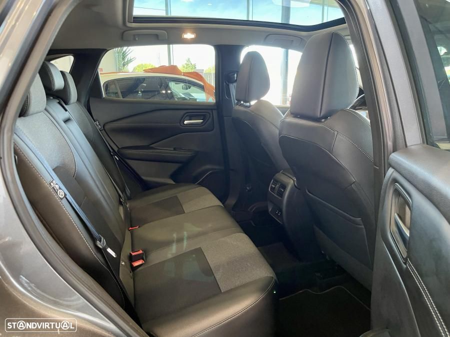 Nissan Qashqai 1.3 DIG-T N-Connecta LED Xtronic - 35