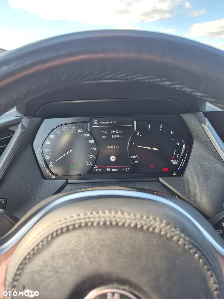 BMW Seria 1 118i M Sport Shadow - 23