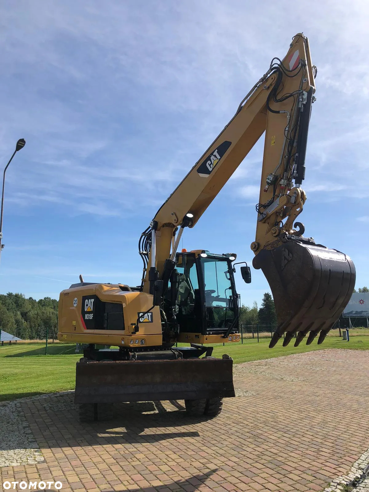 Caterpillar M318F - 8
