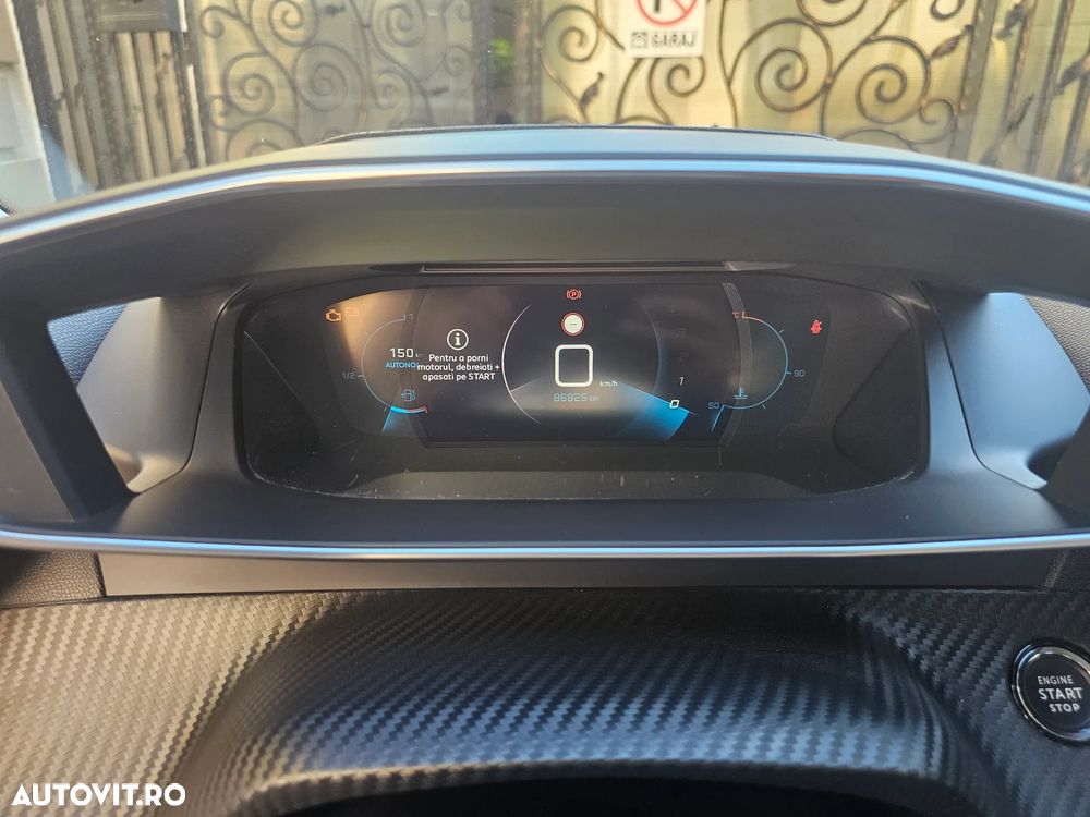Peugeot 2008 1.2 PureTech Turbo S&S Allure - 8