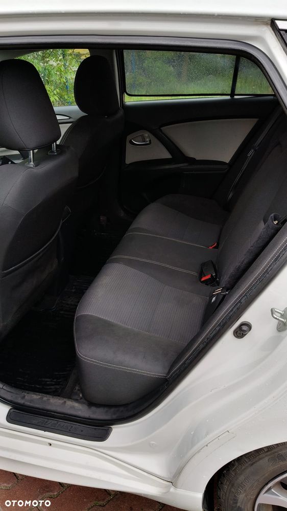 Toyota Avensis 2.0 D-4D Prestige - 14