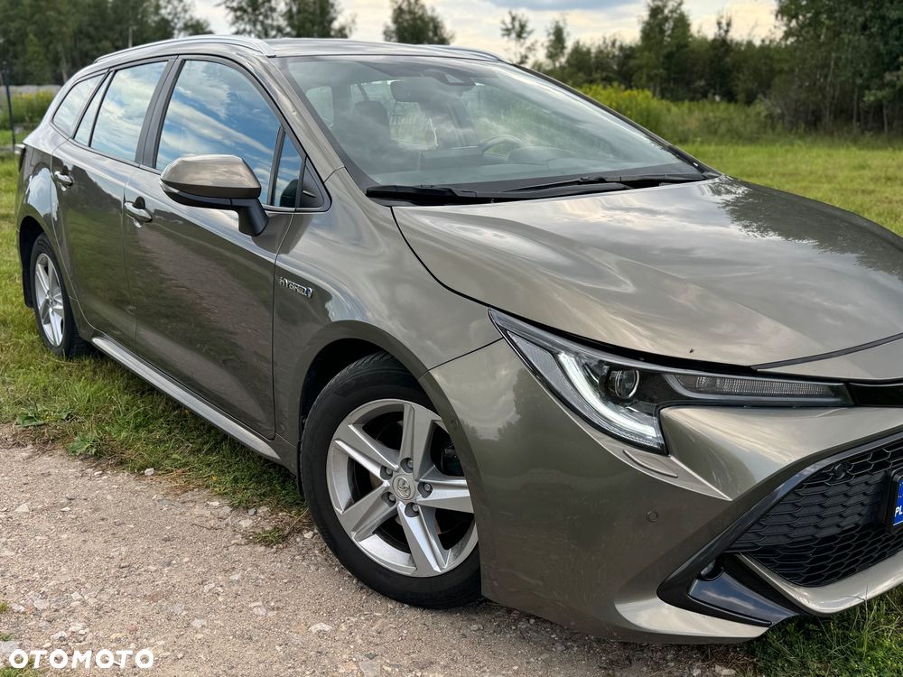 Toyota Corolla 2.0 Hybrid Comfort - 2