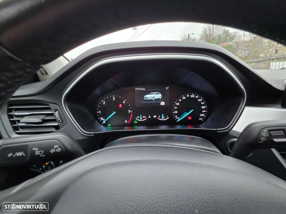 Ford Focus SW 1.5 EcoBlue S&S TITANIUM - 9