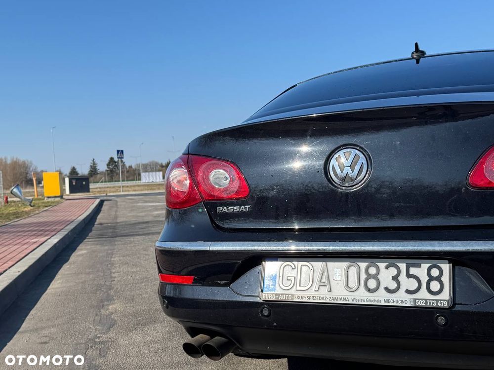 Volkswagen Passat CC - 2