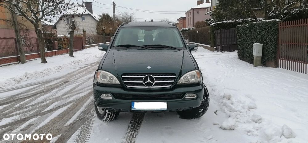 Mercedes-Benz ML - 15