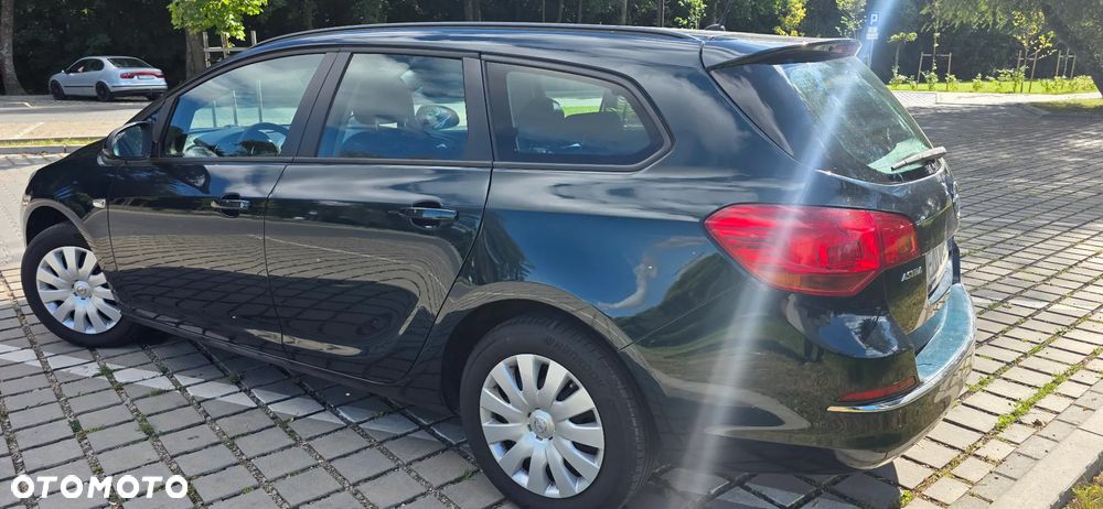 Opel Astra 1.6 Innovation - 3