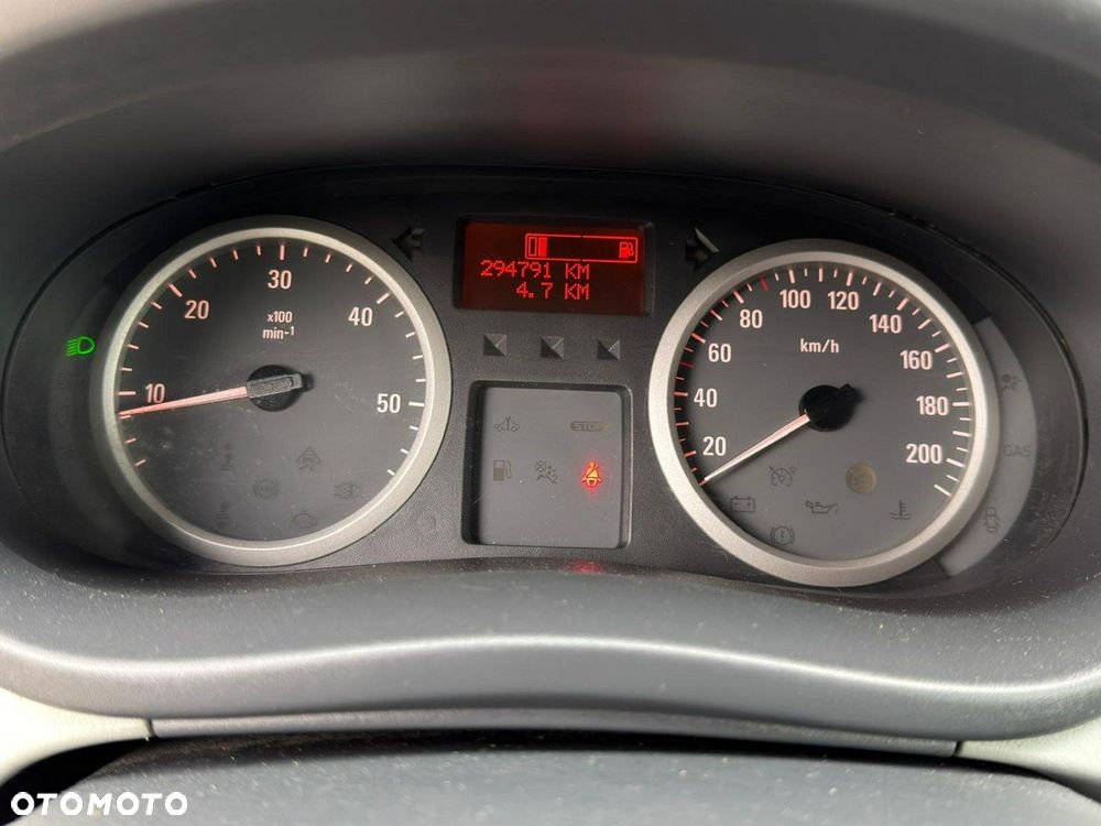 Opel Vivaro - 5
