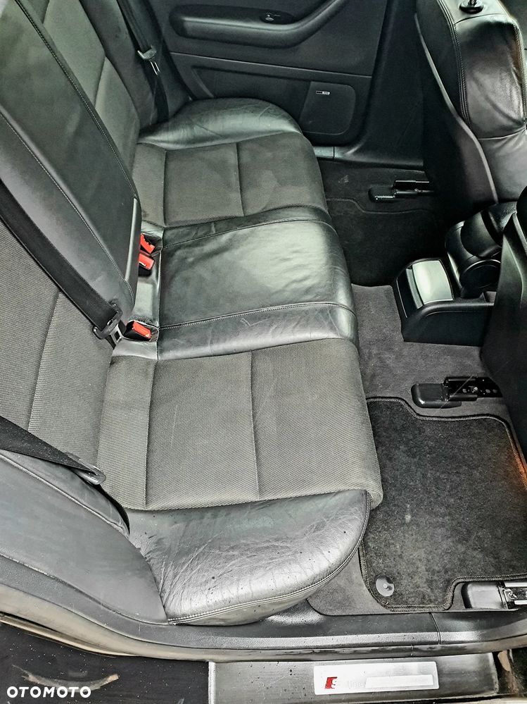 Audi A4 Avant - 16