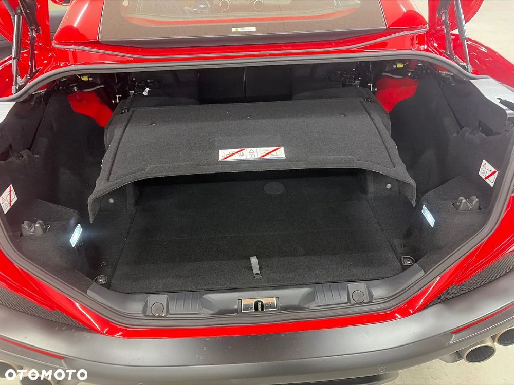 Ferrari Portofino - 21