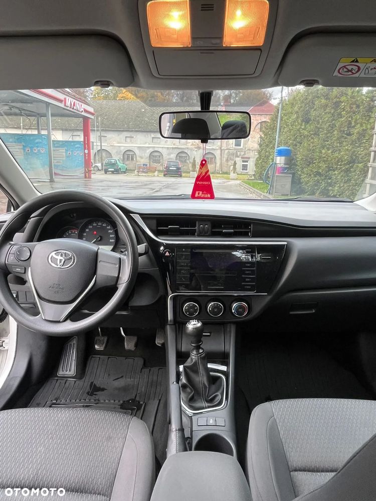 Toyota Corolla 1.33 Active EU6 - 16