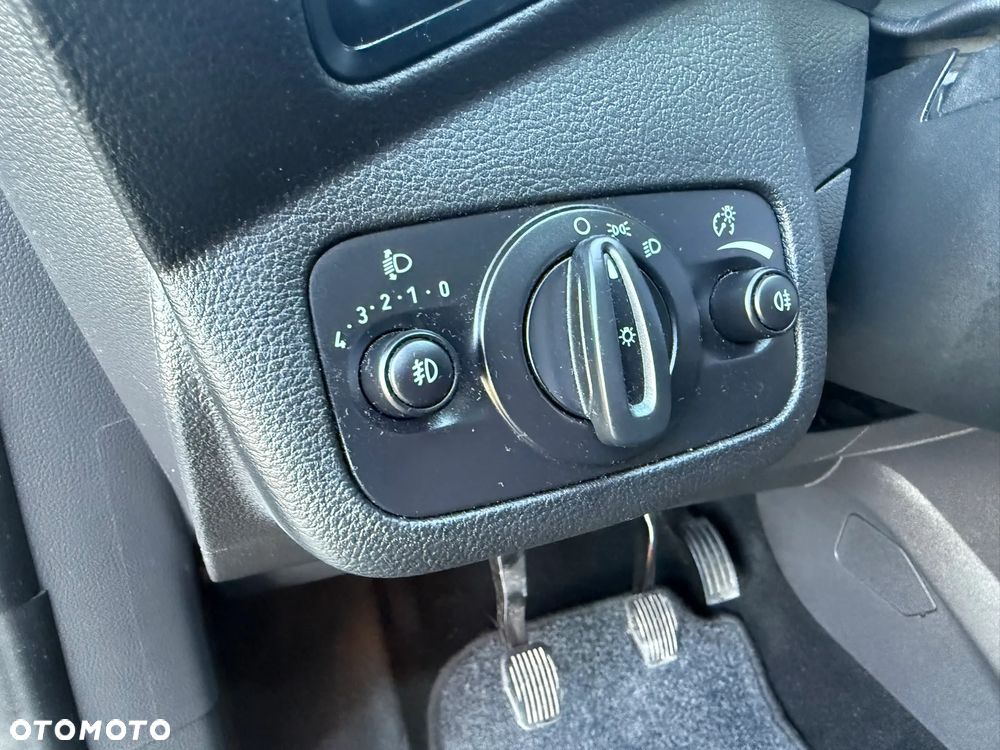 Ford Kuga 2.0 TDCi 2x4 SYNC - 19